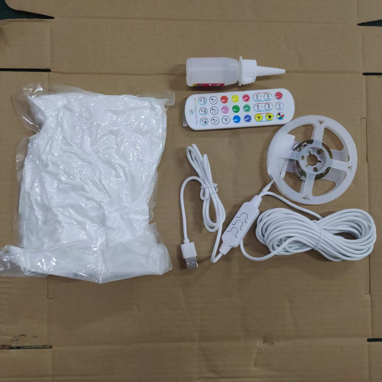 3D Smart Cloud Light with Music Sync – DIY RGB Thundercloud LED Lamp, App & Remote Control Night Light for Gaming Room, Bedroom Ceiling Decor (1M/2M/3M)